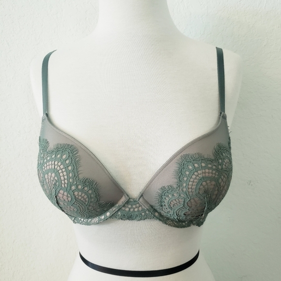 New Victoria's Secret Dream Angels push-up bra - Picture 1 of 5